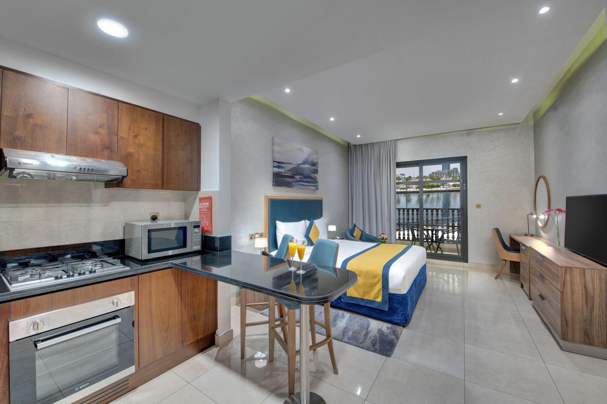 Suha Creek Hotel Apartment, Waterfront Jaddaf, Dubai Bagian luar foto